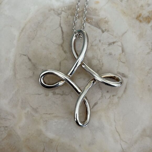 Tiffany & Co. Elsa Peretti Extra Large Infinity Cross 28” Chain Rare - Picture 4 of 12